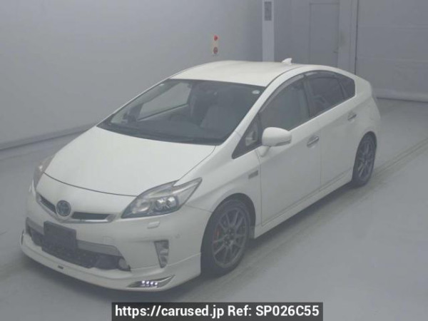 Used 2013 AT toyota prius-phv ZVW35 Image[0]