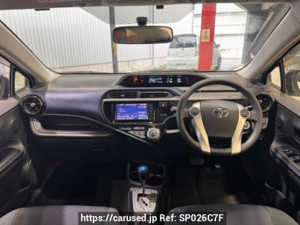 Used 2016 AT toyota aqua NHP10 Image[1]
