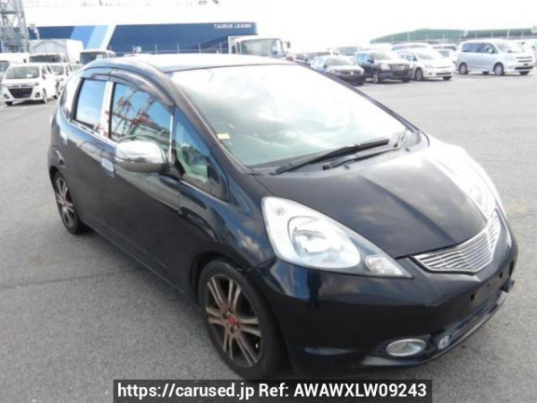 Used 2010 AT honda fit GE6 Image[0]