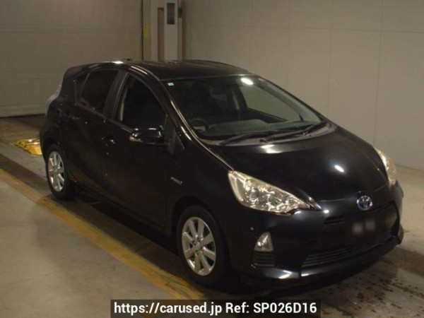 Used 2014 AT toyota aqua NHP10 Image[2]