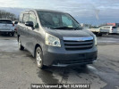 Toyota Noah ZRR75G