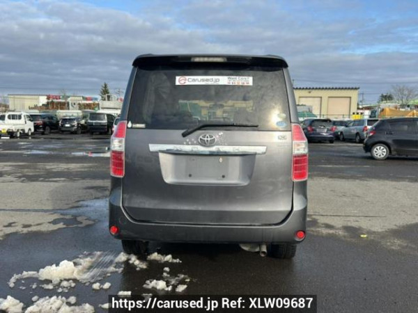 Used 2010 AT toyota noah ZRR75G Image[5]