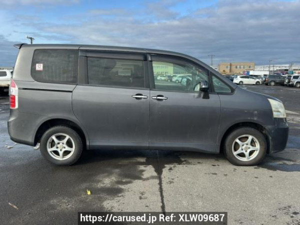 Used 2010 AT toyota noah ZRR75G Image[7]