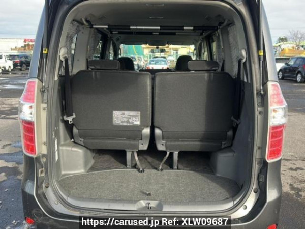 Used 2010 AT toyota noah ZRR75G Image[9]