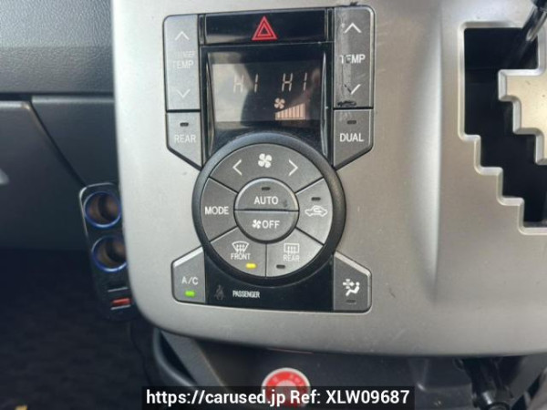 Used 2010 AT toyota noah ZRR75G Image[20]