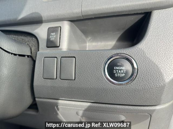 Used 2010 AT toyota noah ZRR75G Image[26]
