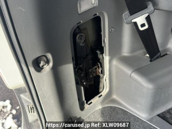 Used 2010 AT toyota noah ZRR75G Image[36]