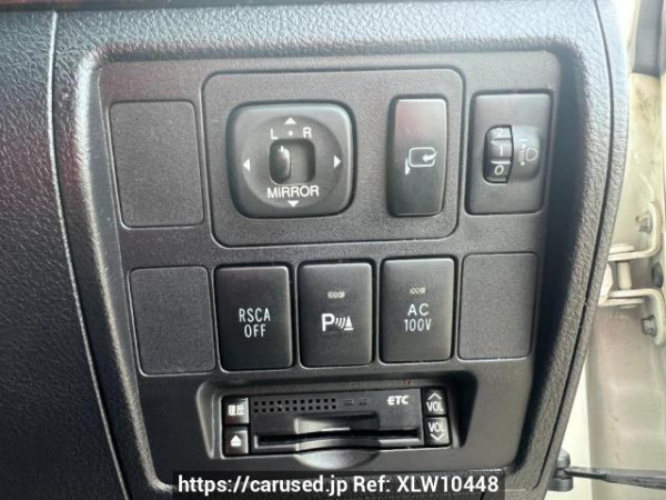 Used 2008 AT toyota land-cruiser UZJ200W Image[32]