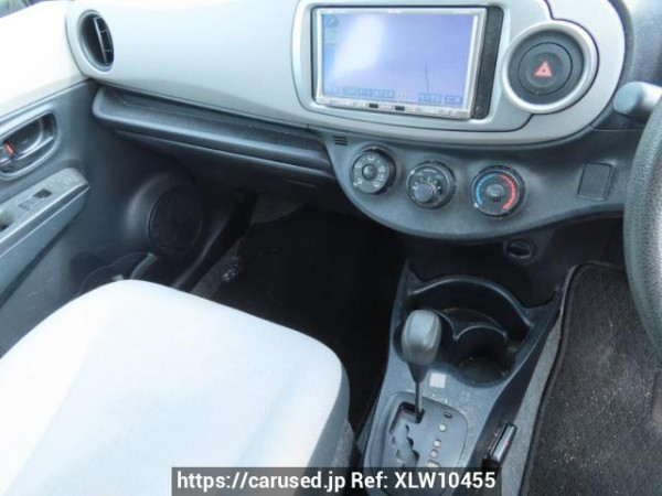 Used 2011 AT toyota vitz KSP130 Image[25]