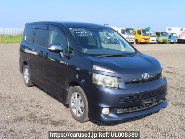 Used 2007 AT toyota voxy ZRR70W Image[0]