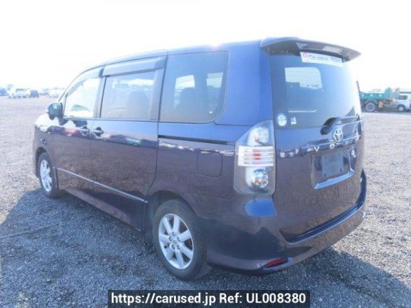 Used 2007 AT toyota voxy ZRR70W Image[4]
