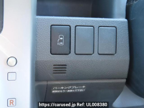 Used 2007 AT toyota voxy ZRR70W Image[33]