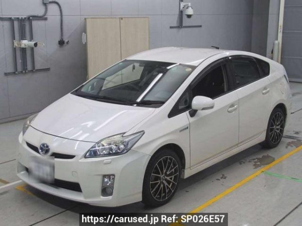 Used 2011 AT toyota prius ZVW30 Image[0]
