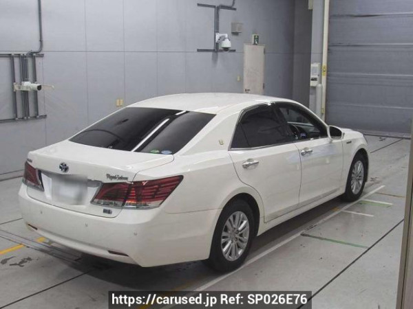 Used 2014 AT toyota crown-hybrid AWS210 Image[1]