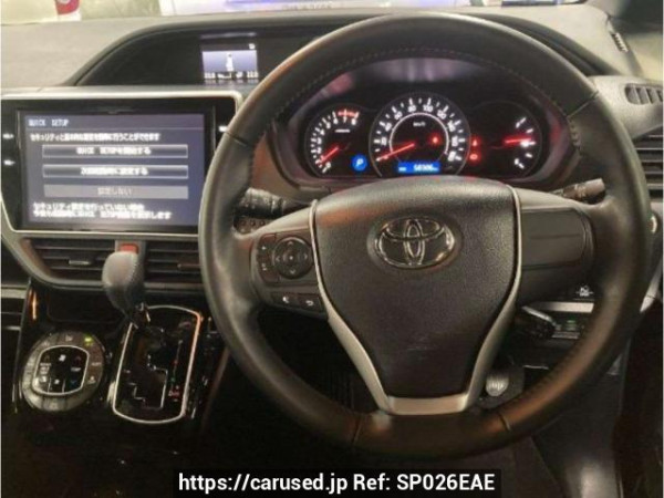 Used 2017 AT toyota voxy ZRR80W Image[2]