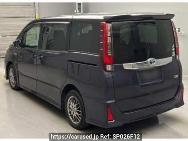 Used 2016 AT toyota noah ZWR80W Image[1]