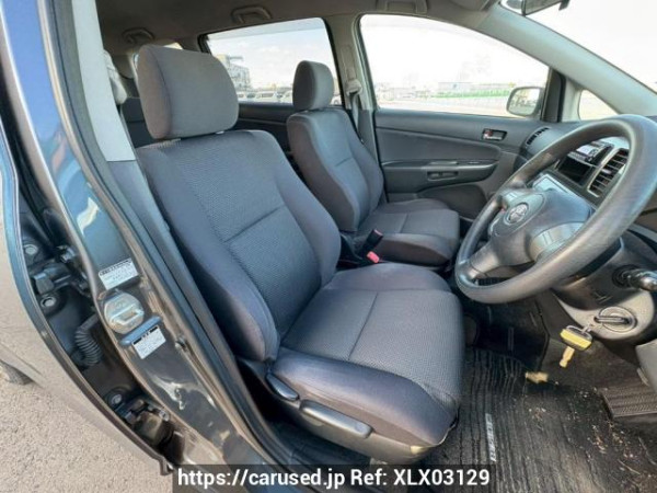 Used 2003 AT toyota wish ZNE14G Image[13]