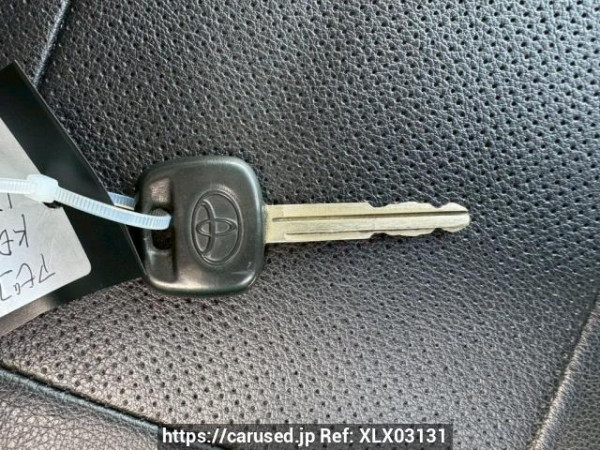 Used 2004 AT toyota regiusace-van KDH205V Image[45]