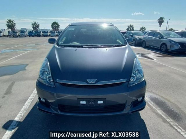 Used 2004 AT toyota wish ZNE14G Image[1]