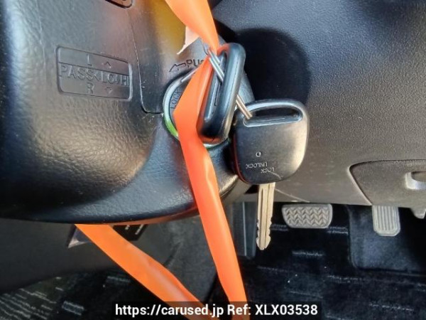 Used 2004 AT toyota wish ZNE14G Image[28]