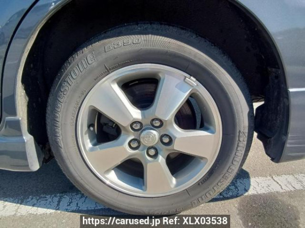 Used 2004 AT toyota wish ZNE14G Image[32]