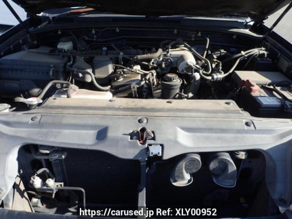 Used 2002 AT toyota hilux-surf RZN215W Image[6]