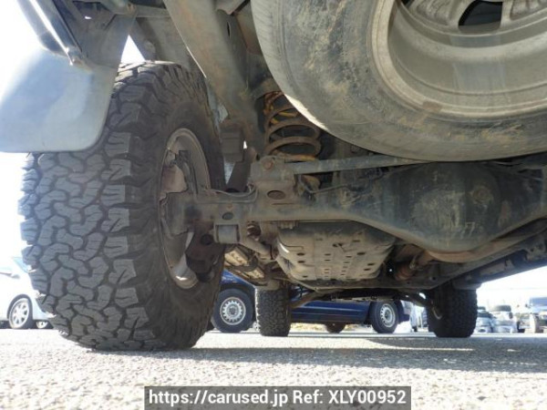 Used 2002 AT toyota hilux-surf RZN215W Image[26]