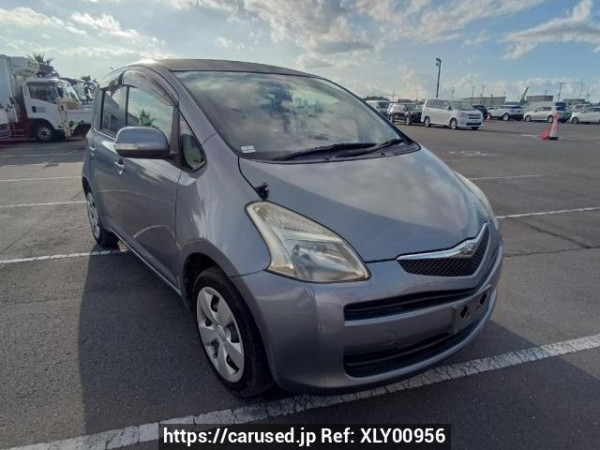 Used 2005 AT toyota ractis SCP100 Image[0]