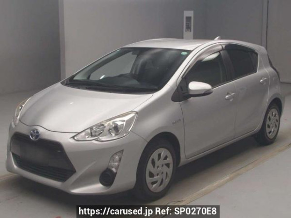 Used 2016 AT toyota aqua NHP10 Image[0]