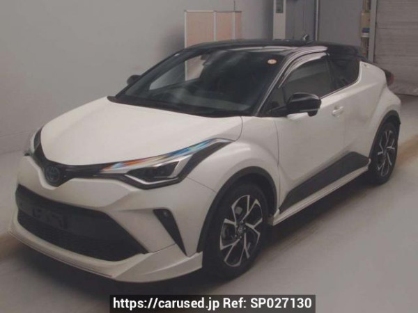 Used 2021 AT toyota c-hr ZYX11 Image[0]