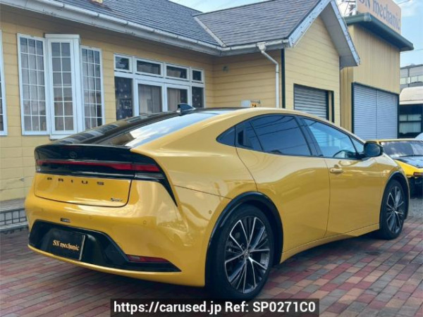 Used 2023 AT toyota prius MXWH65 Image[1]