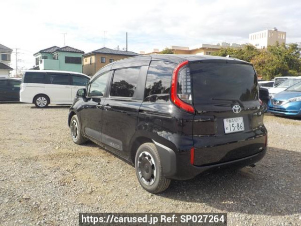 Used 2024 AT toyota sienta MXPL15G Image[1]