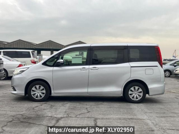 Used 2016 AT toyota noah ZRR80G Image[3]