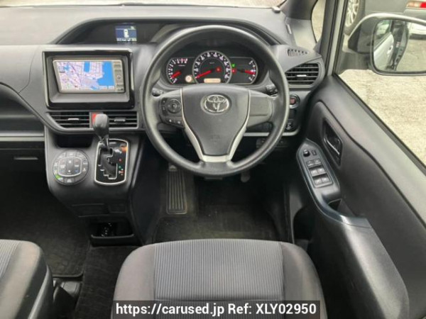 Used 2016 AT toyota noah ZRR80G Image[21]