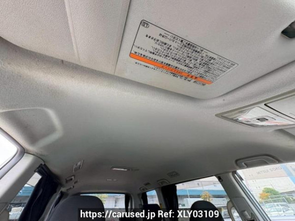 Used 2007 AT toyota voxy ZRR70W Image[12]