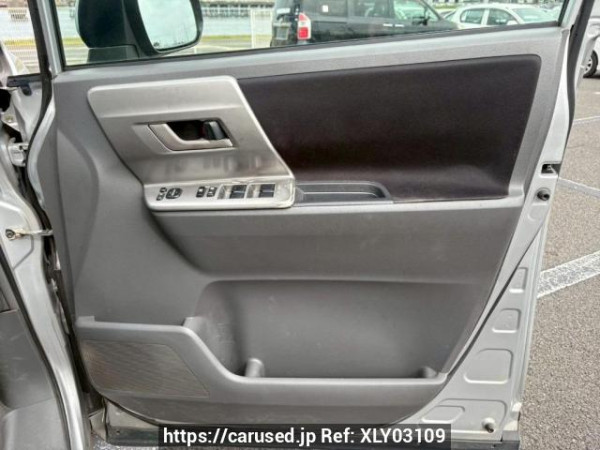 Used 2007 AT toyota voxy ZRR70W Image[18]