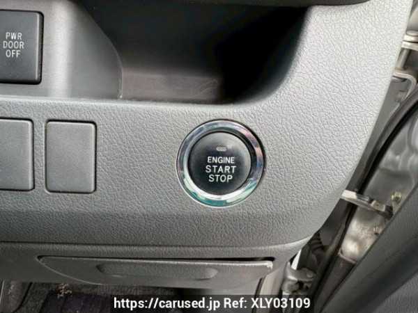 Used 2007 AT toyota voxy ZRR70W Image[22]
