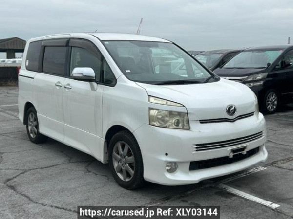 Used 2009 AT toyota voxy ZRR70W Image[0]