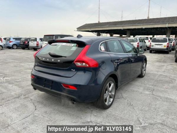 Used 2014 AT volvo v40 MB4164T Image[6]