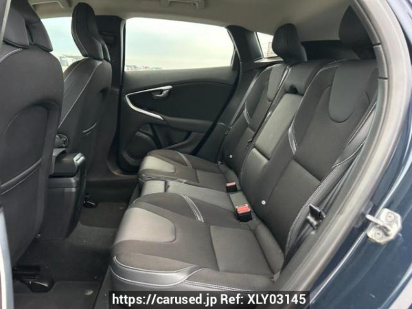 Used 2014 AT volvo v40 MB4164T Image[14]