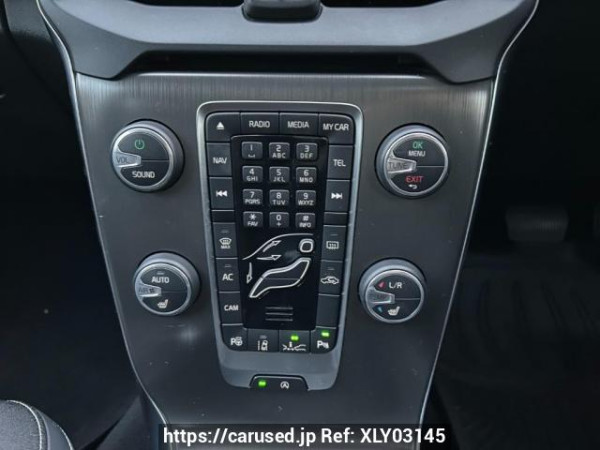 Used 2014 AT volvo v40 MB4164T Image[24]