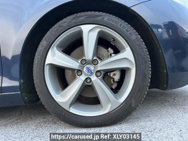 Used 2014 AT volvo v40 MB4164T Image[31]