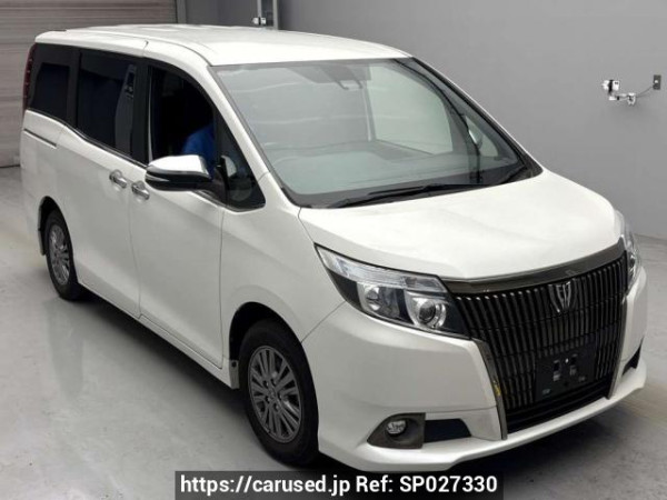 Used 2017 AT toyota esquire ZRR80G Image[2]