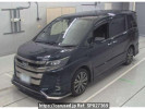 Toyota Noah ZRR80W