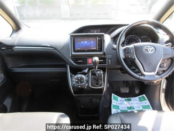 Used 2015 AT toyota esquire ZRR80G Image[2]