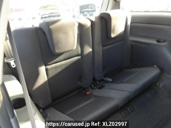 Used 2004 AT toyota wish ZNE10G Image[13]