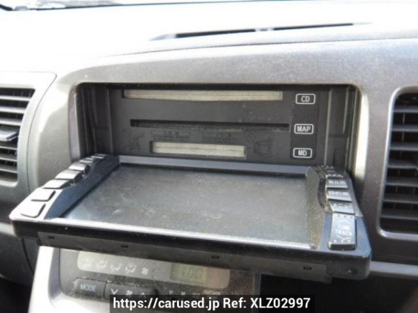 Used 2004 AT toyota wish ZNE10G Image[19]