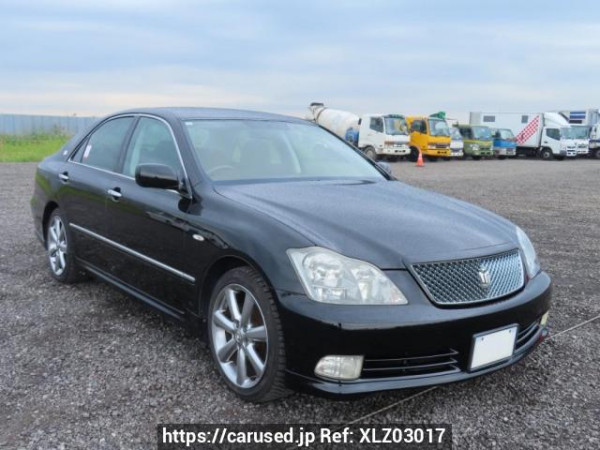 Used 2005 AT toyota crown GRS180 Image[0]