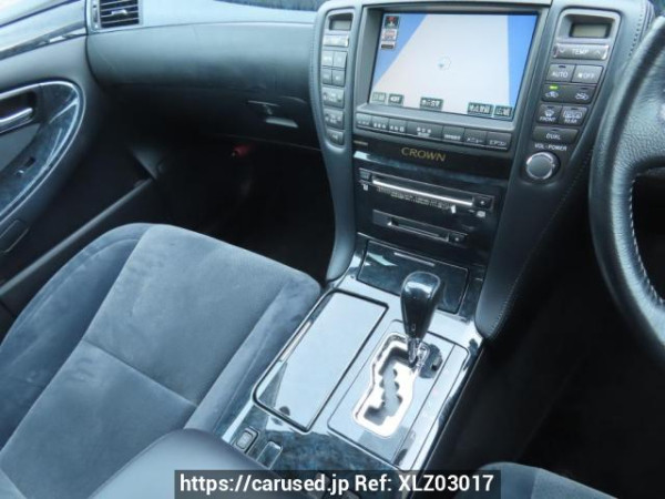 Used 2005 AT toyota crown GRS180 Image[25]