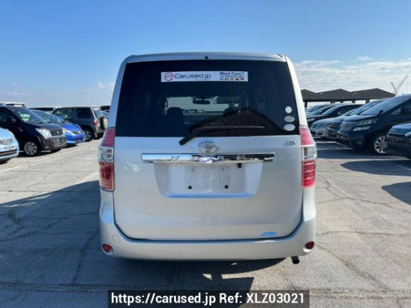 Used 2008 AT toyota noah ZRR70G Image[5]